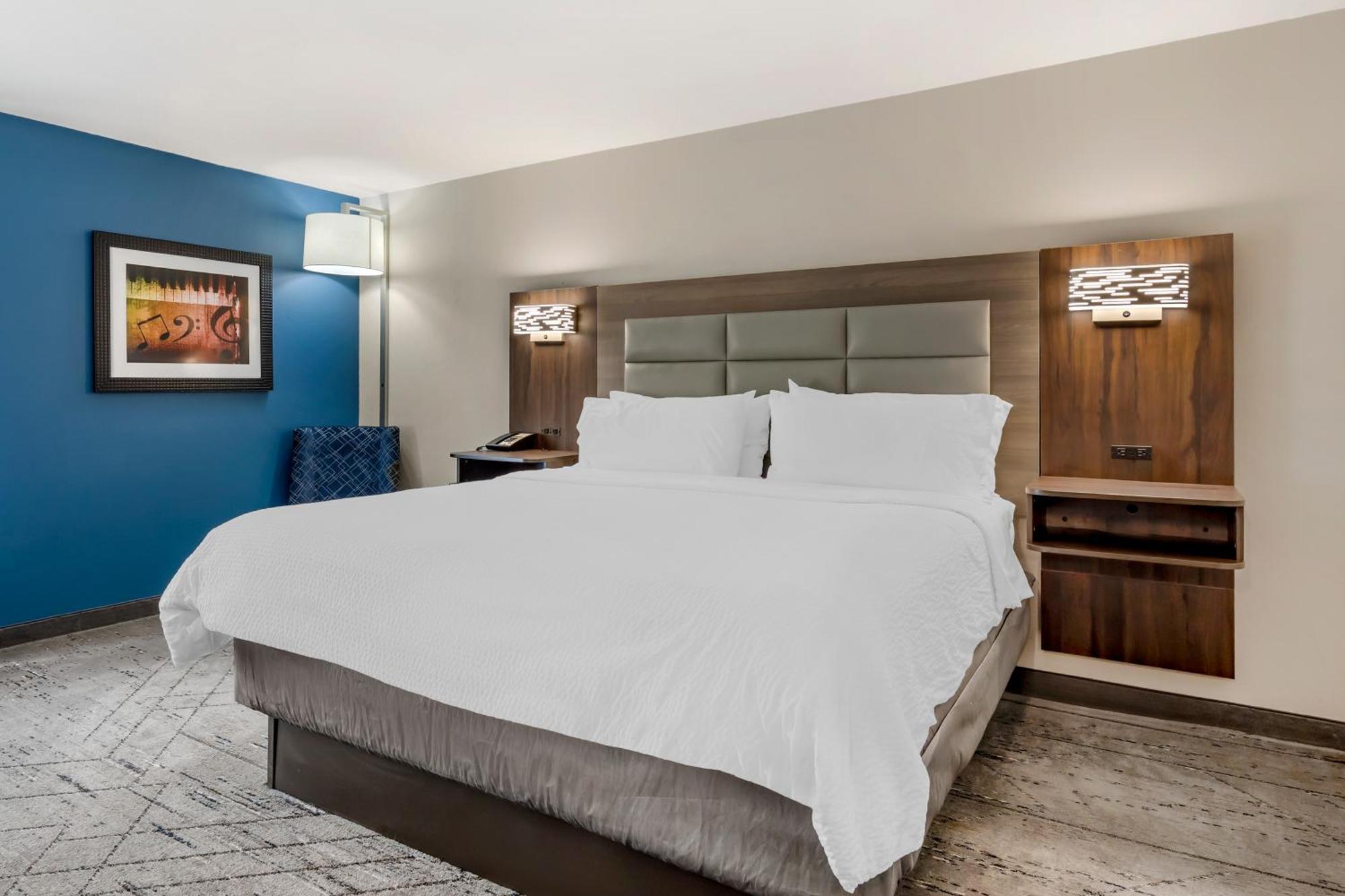 Holiday Inn Express & Suites Nashville Southeast - Antioch By Ihg Экстерьер фото