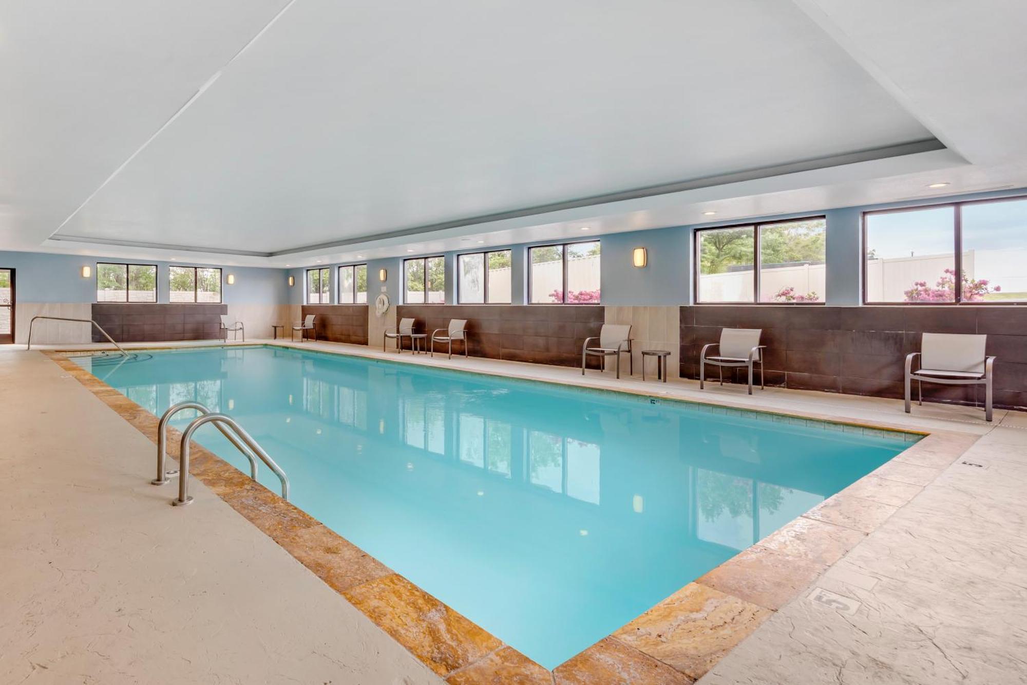 Holiday Inn Express & Suites Nashville Southeast - Antioch By Ihg Экстерьер фото